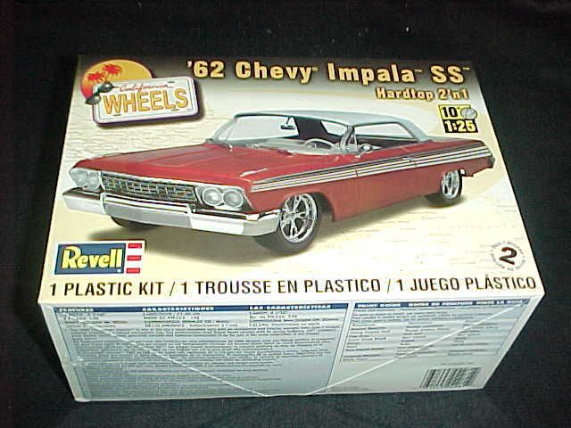Revell 62 CHEVY IMPALA SS hardtop 2n1 car model kit 031445042812 